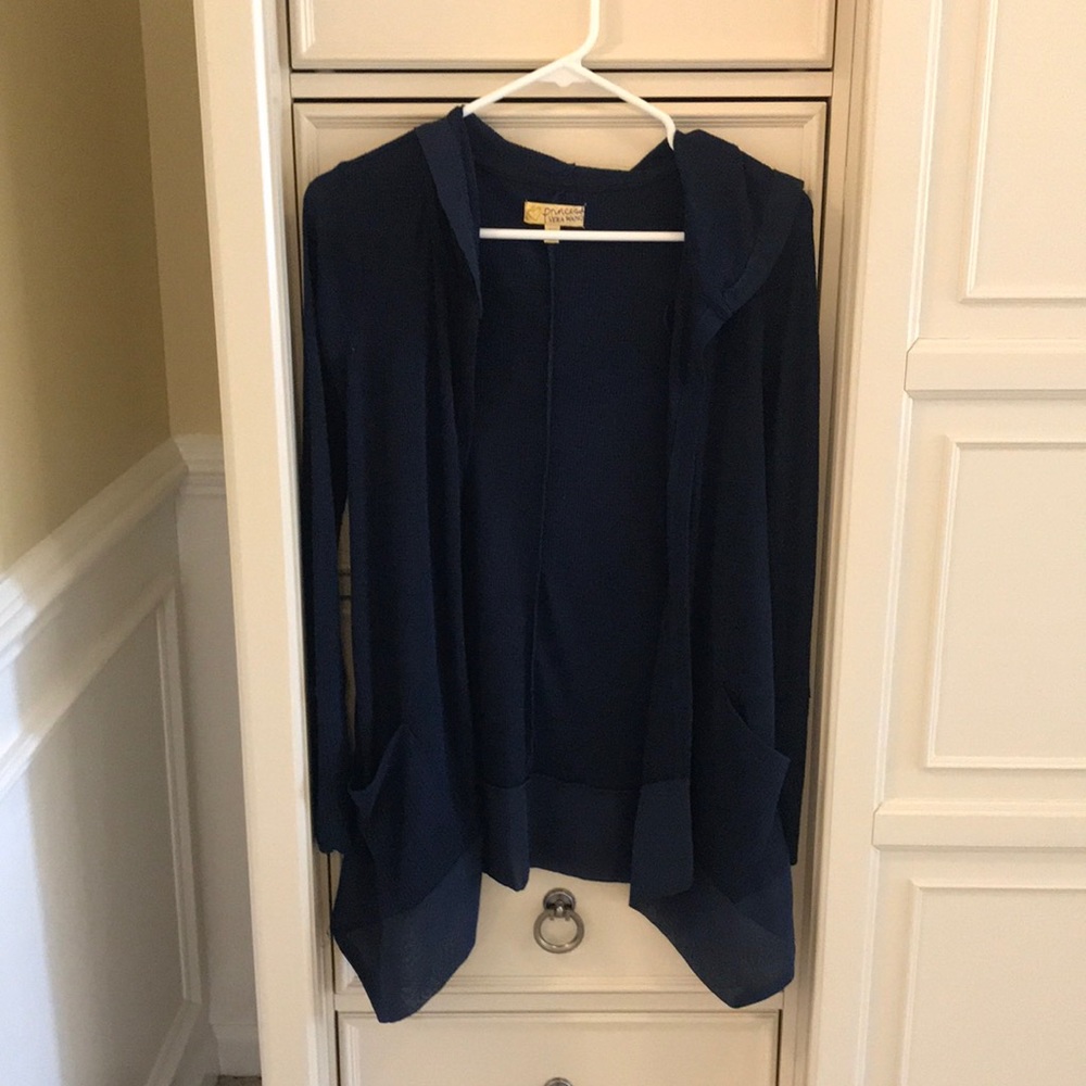 Super cute open sweater